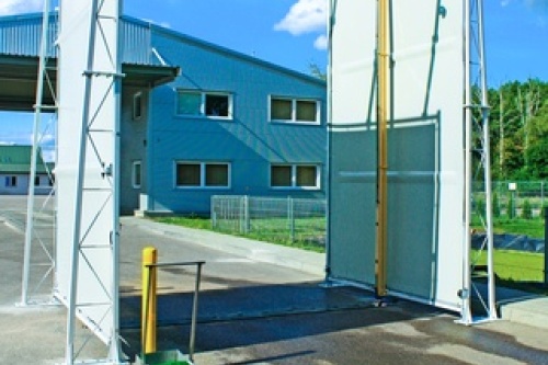 Brama dezynfekcyjna z osłonami od wiatru brama_przeciwwiatrowa